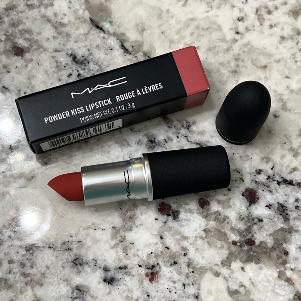 Mac cosmetics Lipstick Stay Curious 923 powder kiss lipstick new in box